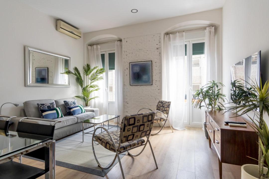 Stylish And Bright - 2bd 1bth- Atocha Madrid